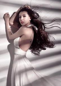 潘霜霜性感照片,网络舆论下的美丽争议