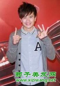 梁钊峰个人资料,才华横溢的音乐才子，演绎人生华章